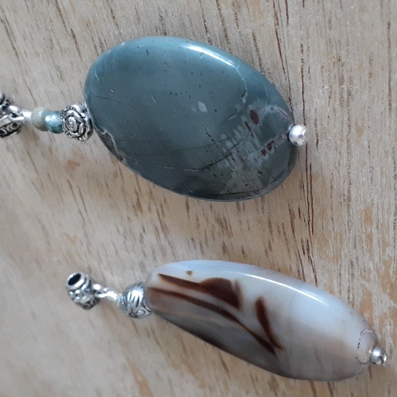 Bundle of 2 Stone Pendants AA114 - Picture 9 of 11